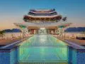 4-Season Infinity Pool