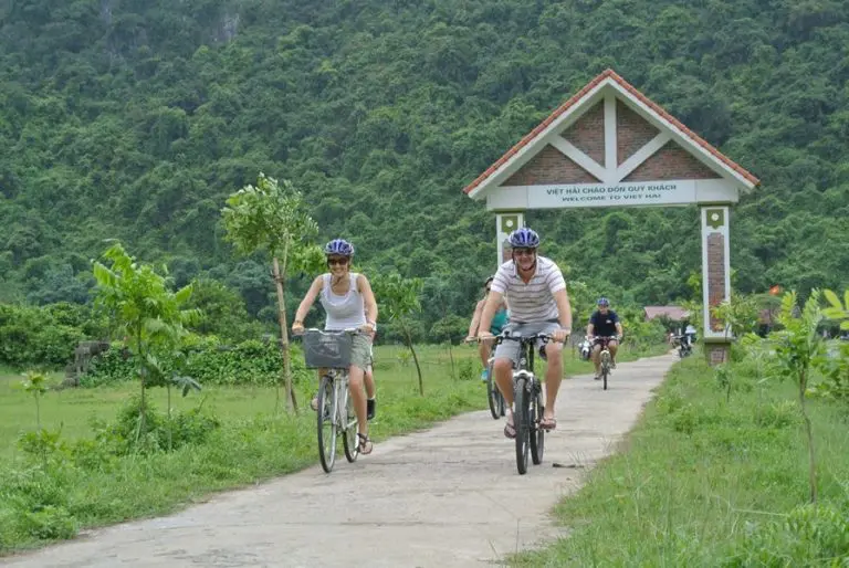 cycling in viet hai village