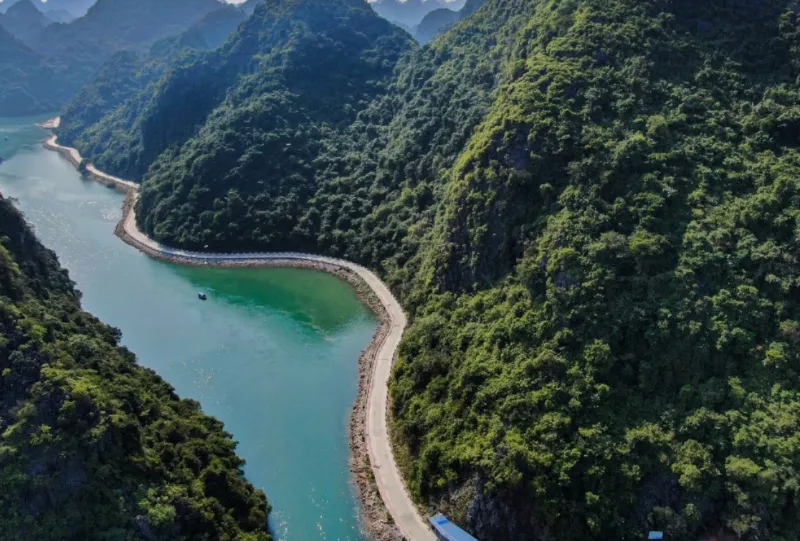 way to viet hai village