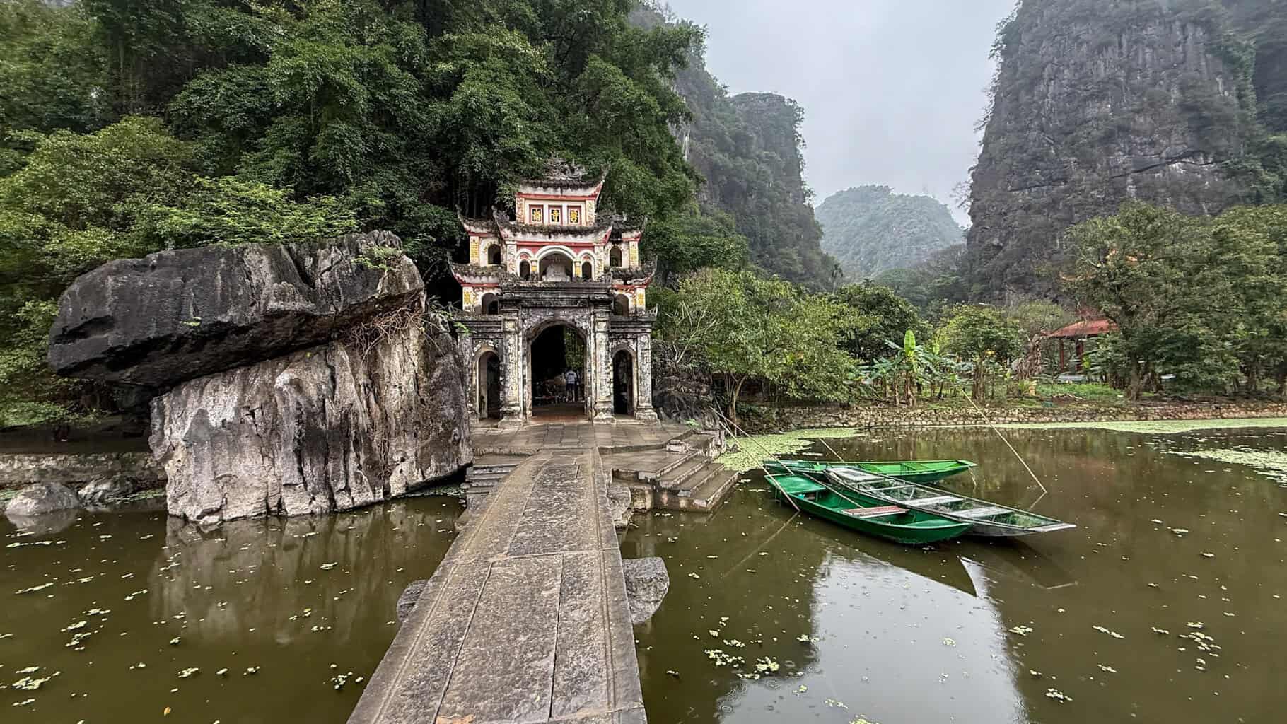 Recommended websites for ninh binh tours tour packages
