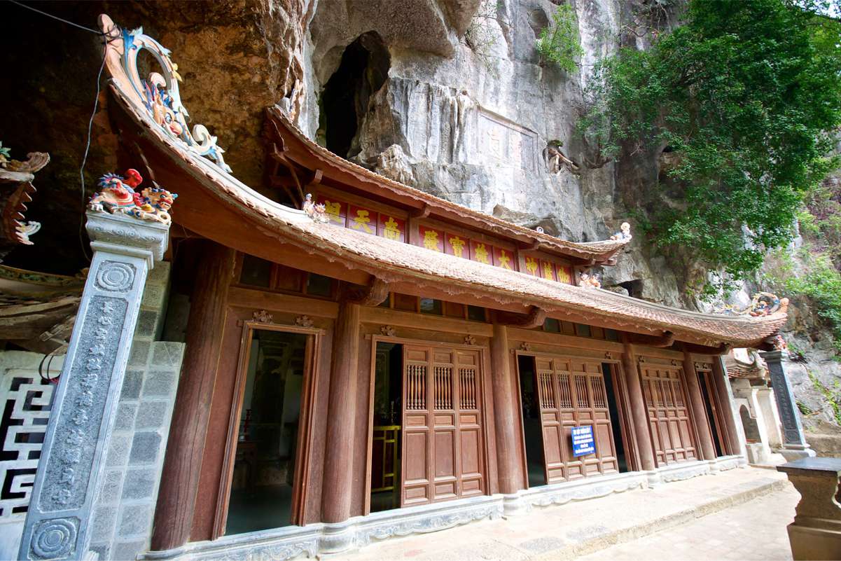 Role of Bich Dong in Local Culture Pagoda