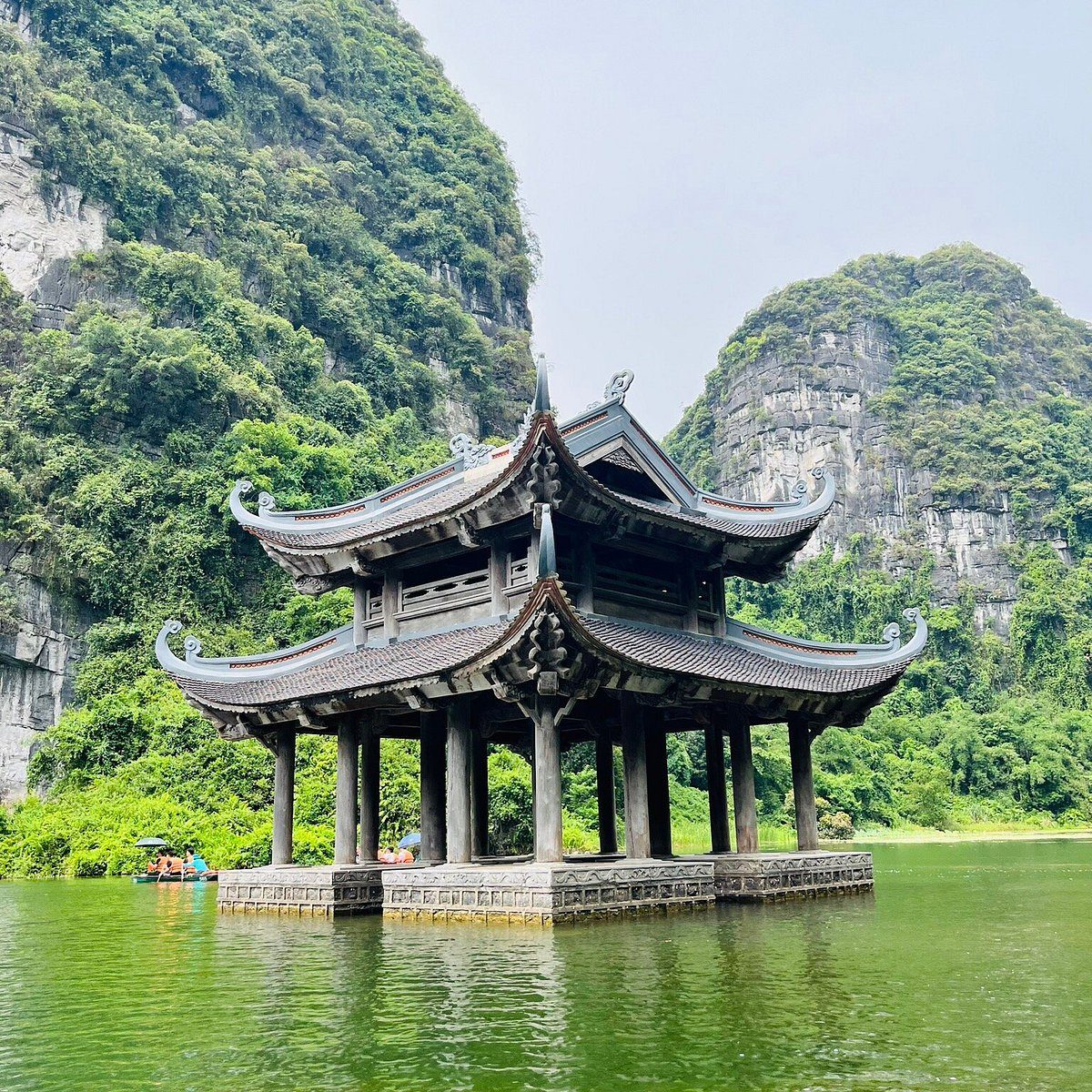 Comparison of Bich Dong Architecture with Other Pagodas in Ninh Binh
