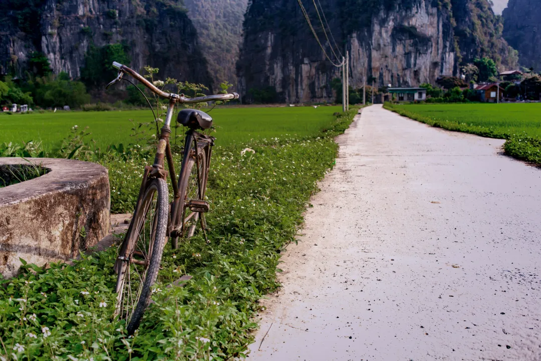Scenic spots not to miss while cycling in Ninh Binh
