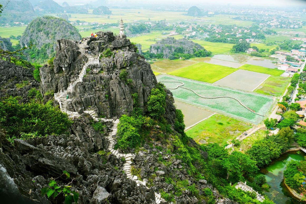 Best time of year to hike hiking in ninh binh