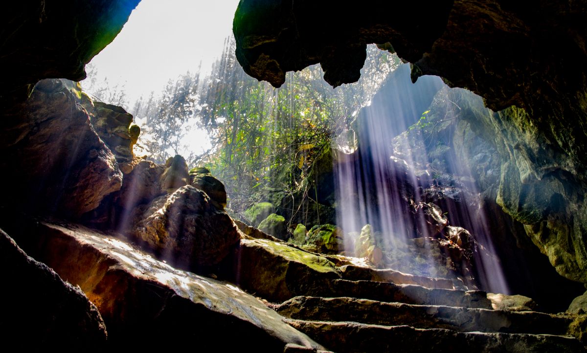 Safety considerations for caving in Ninh Binh caves