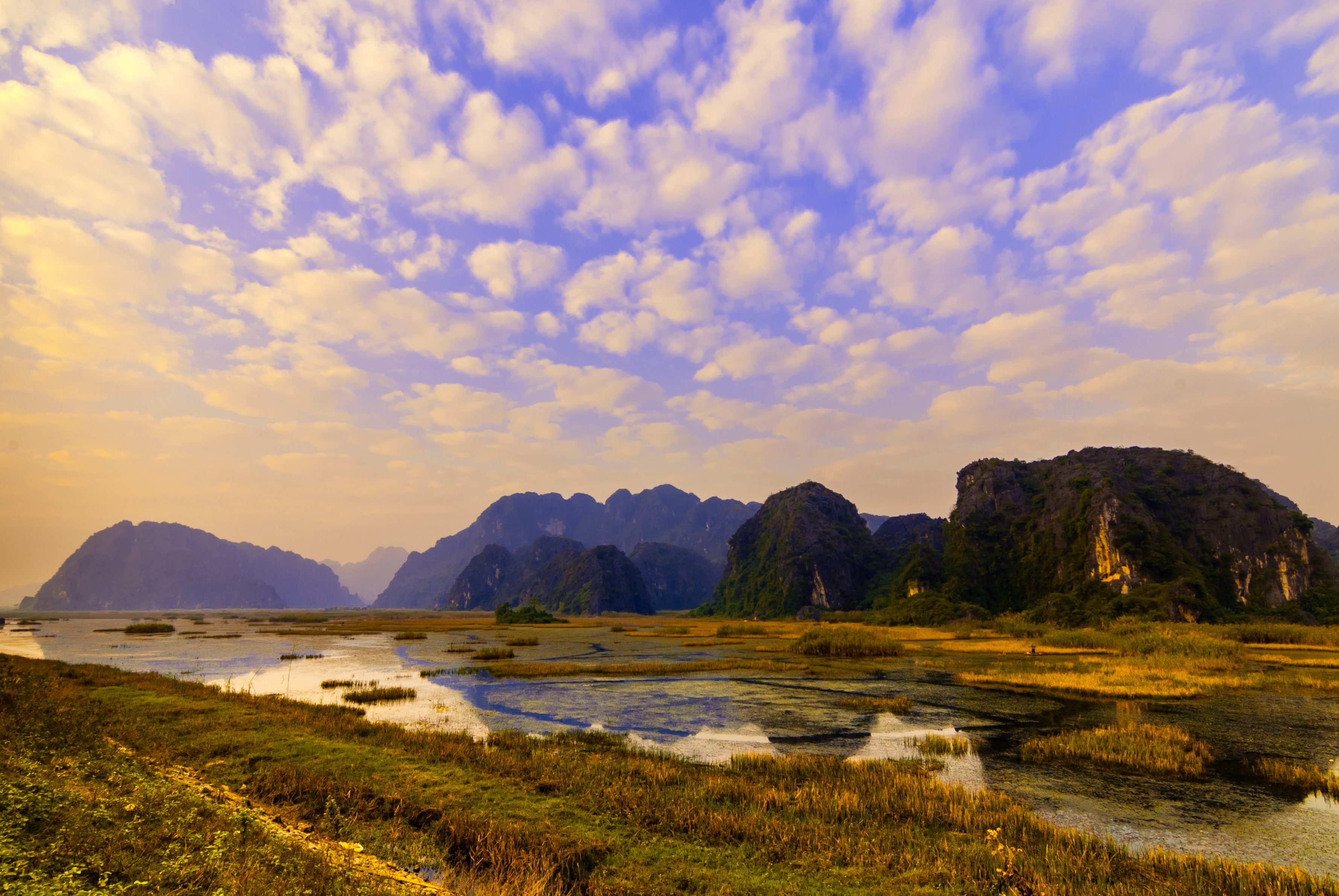 Time of day for best shots ninh binh scenic viewpoints