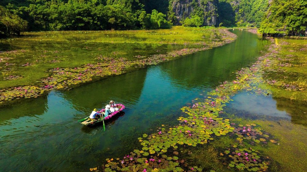 ninh binh scenic viewpoints,best viewpoints ninh binh,ninh binh photography spots,scenic vistas ninh binh,viewpoints for sunset ninh binh,nature photography ninh binh