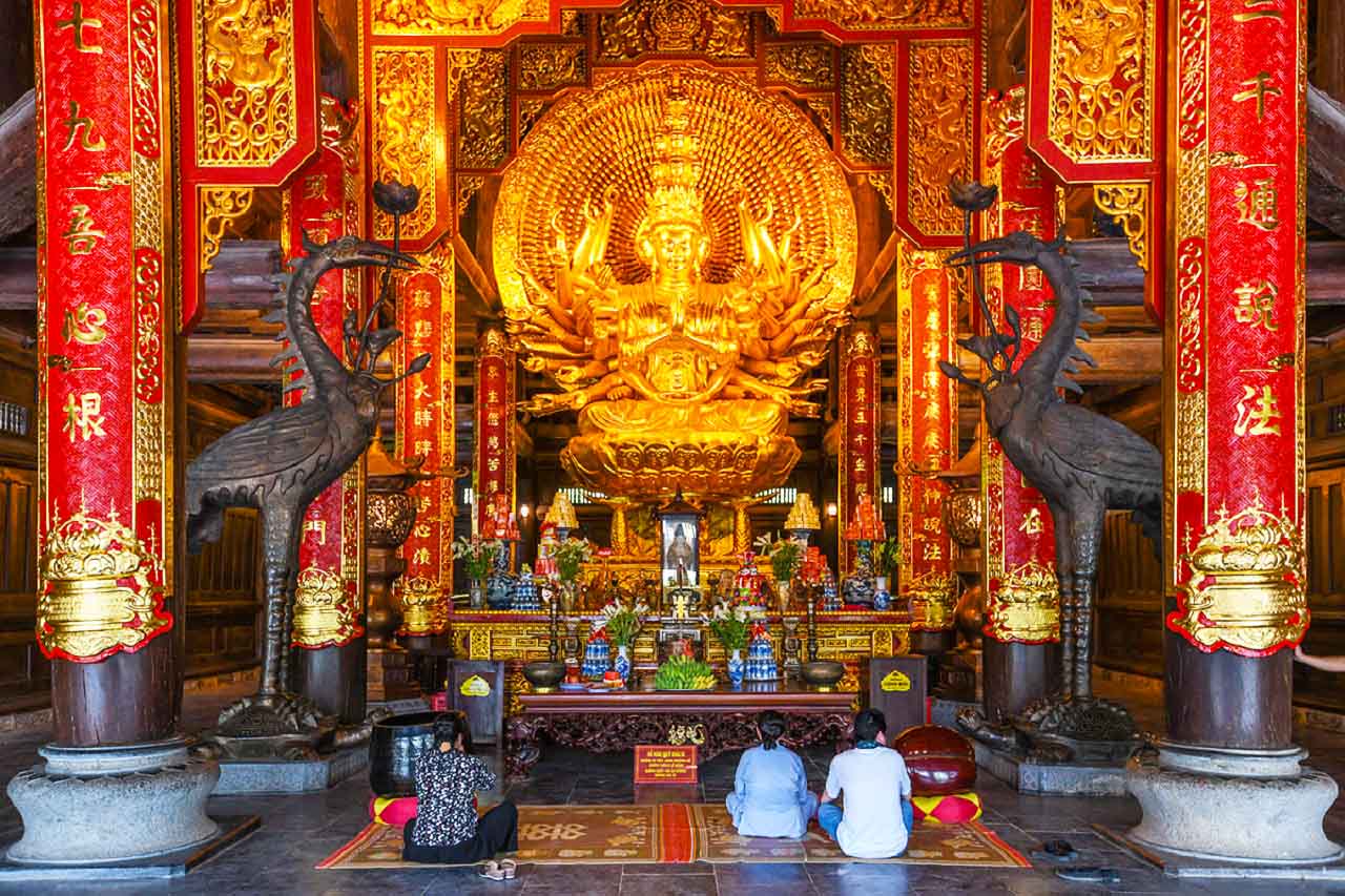 Overview of Ninh Binh spiritual sites temples