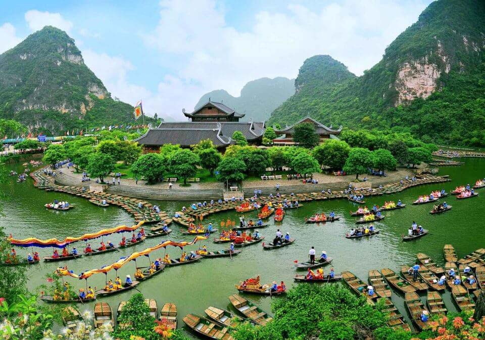 Key attractions of trang an boat tour
